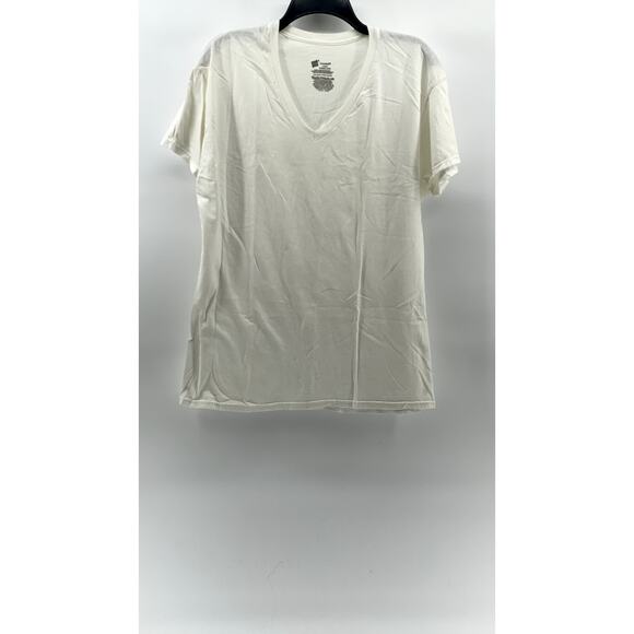 HANES Men's White V-Neck Short Sleeve Casual Underlayer T-Shirt SZ M - Picture 1 of 9